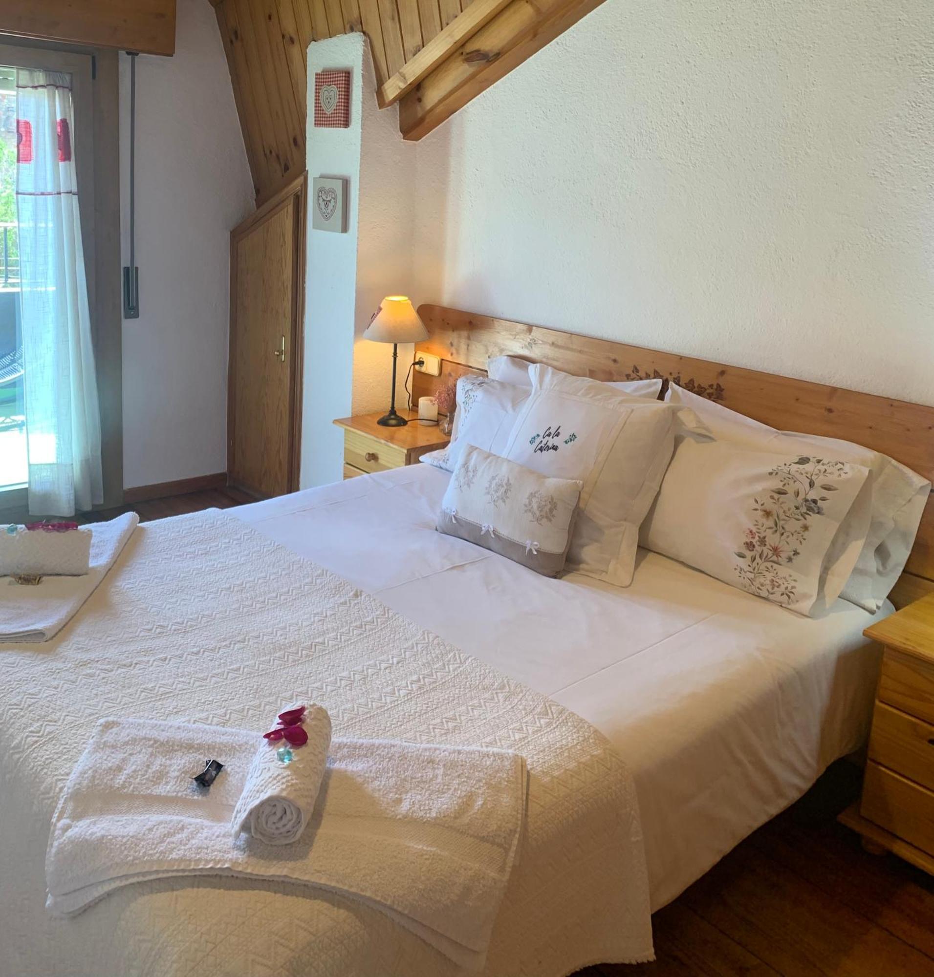 Atico Con Encanto En Bellver De Cerdanya Apartment Exterior photo